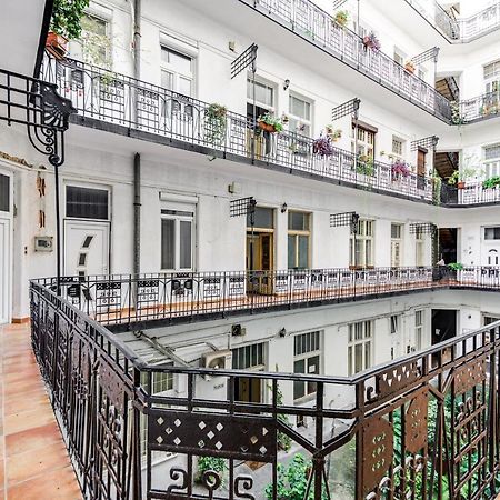 Vintage Apartment In The Jewish Quarter Budapest Exterior photo
