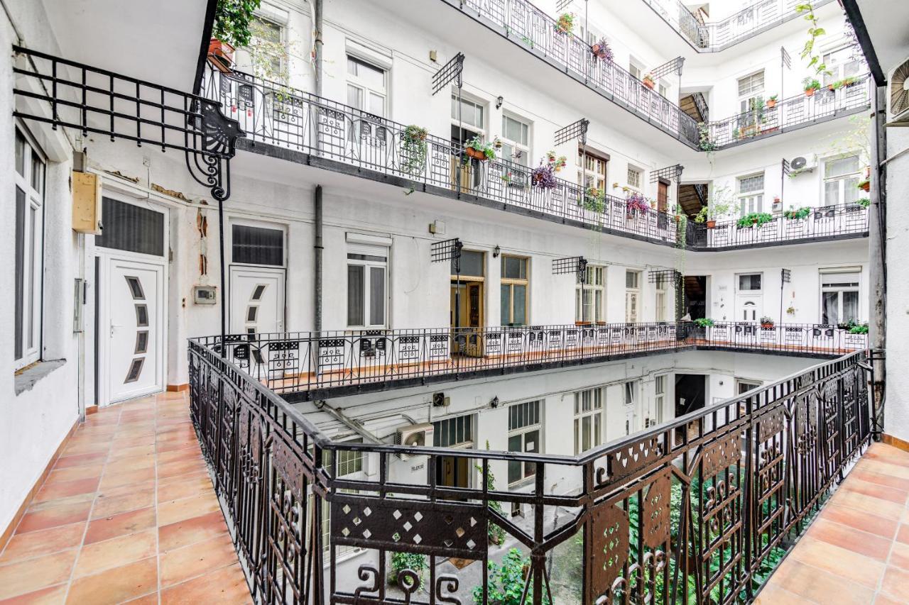 Vintage Apartment In The Jewish Quarter Budapest Exterior photo